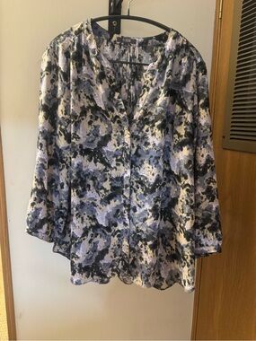 NYDJ Pastel Lavender & Black Abstract Print V-Neck Blouse